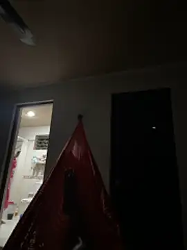 Izy cute  online show from April 19, 3:06 am