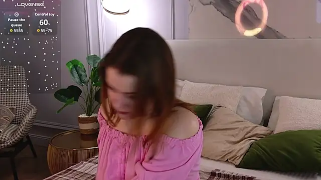 EllieGarson online show from April 30, 5:07 pm