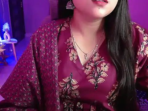 Snapshot of Mitikaa chatting on September 28, 4:12 pm Mitikaa online show from September 28, 4:12 pm