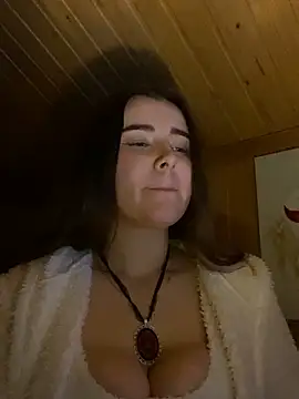 mewKate online show from April 25, 7:22 pm