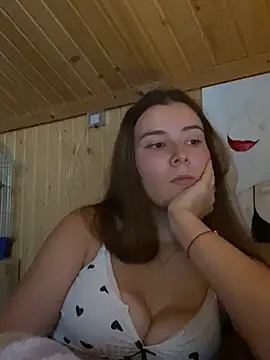 mewKate online show from September 15, 4:36 pm