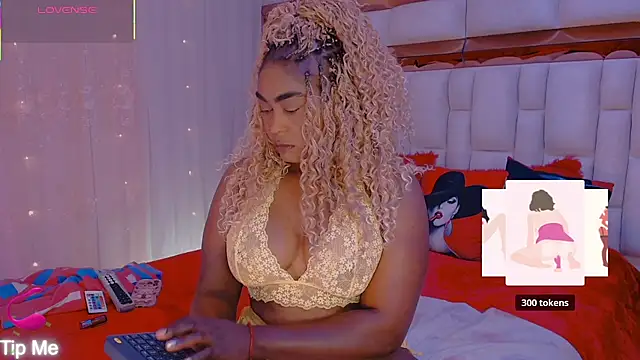 Aliana Ross online show from March 7, 8:32 am