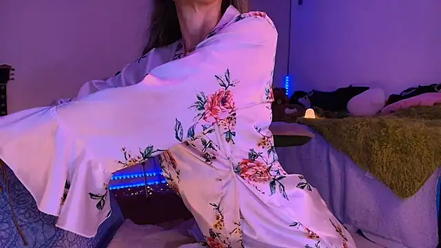 antonelawow online show from March 28, 11:03 pm