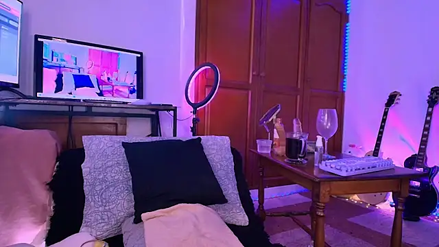 antonelawow online show from April 24, 10:23 pm