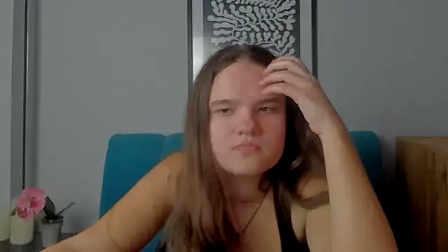 AdeleCruz online show from February 14, 1:24 pm