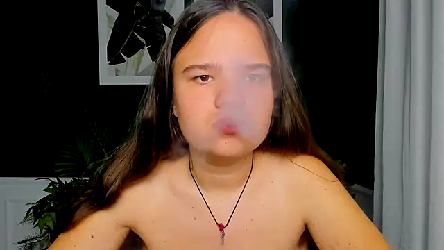 AdeleCruz online show from April 25, 12:08 pm