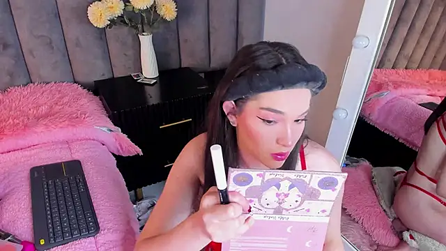 chelsea bolton  online show from November 17, 12:50 pm