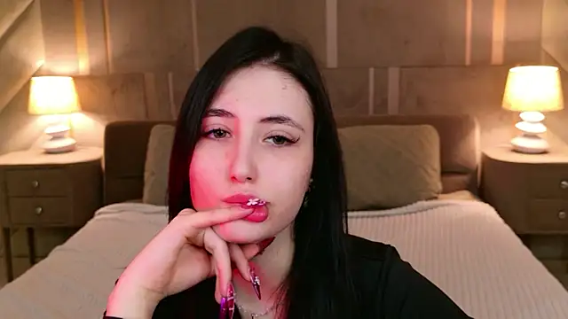 EmmaLawrens online show from March 18, 10:31 am