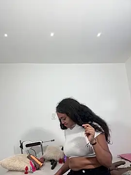 JasmineRose7 online show from April 22, 11:18 am