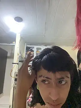 Naicollsxxx online show from April 20, 12:46 am