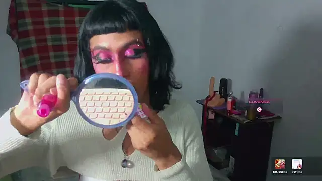 Naicollsxxx online show from March 20, 2:16 am