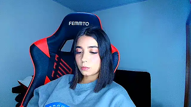 Rousse violett online show from April 28, 12:52 am