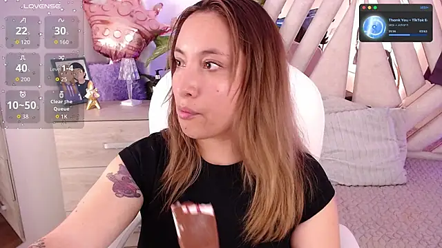 Snapshot of NyxAndria_1 chatting on September 13, 8:39 pm NyxAndria 1 online show from September 13, 8:39 pm