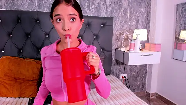 StefanyRousse online show from July 18, 12:40 pm