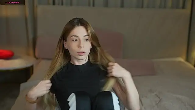 Lika Secret  online show from September 23, 9:13 pm