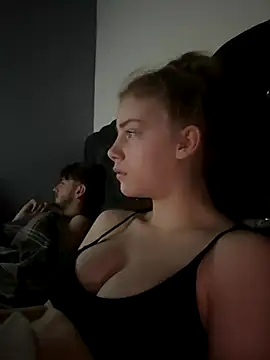 VioletxBlue online show from November 29, 12:31 pm