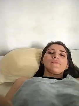 RubiSharqui  online show from April 18, 7:07 pm