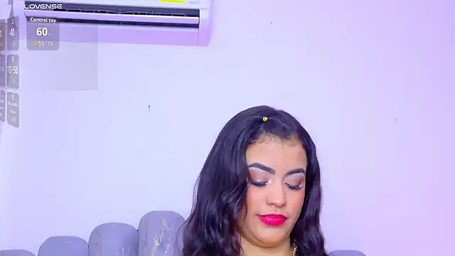 AlynAllen online show from June 9, 7:46 pm