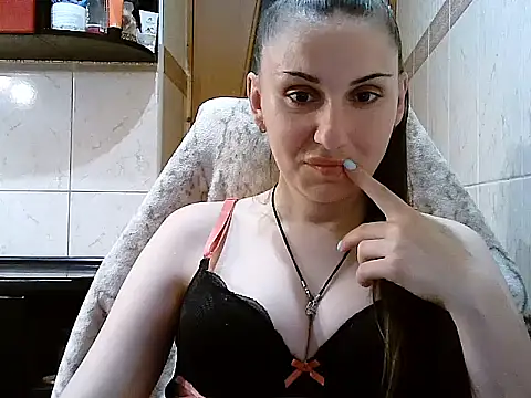 Yuliia30 online show from July 9, 4:31 pm