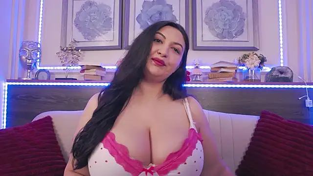 BustyEva  online show from April 22, 3:47 am