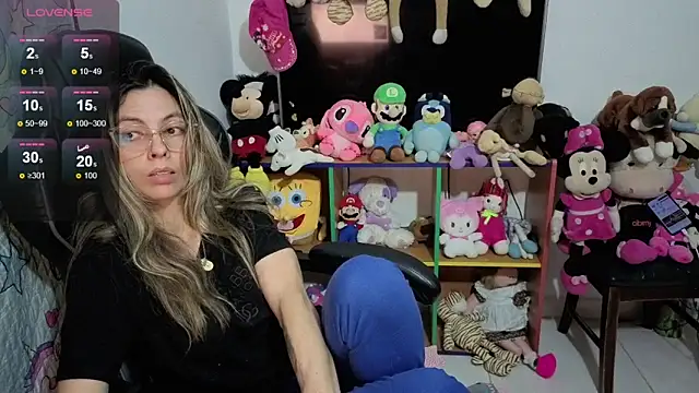 Princezzlove3 online show from November 28, 12:57 am