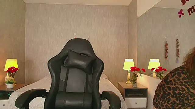 victoriapalmerfg online show from April 23, 3:47 am