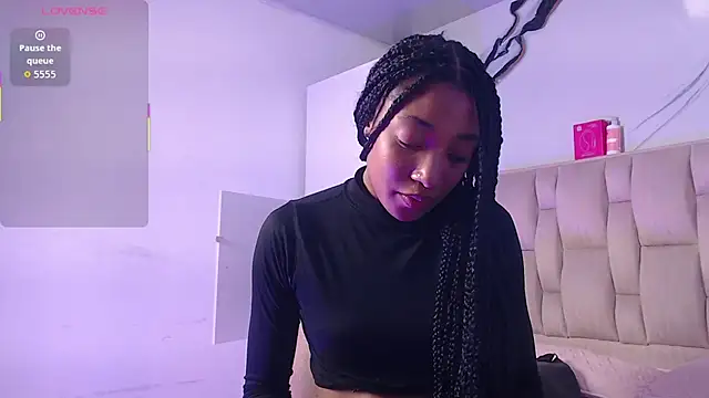 esmeralda-bk online show from April 21, 9:44 pm