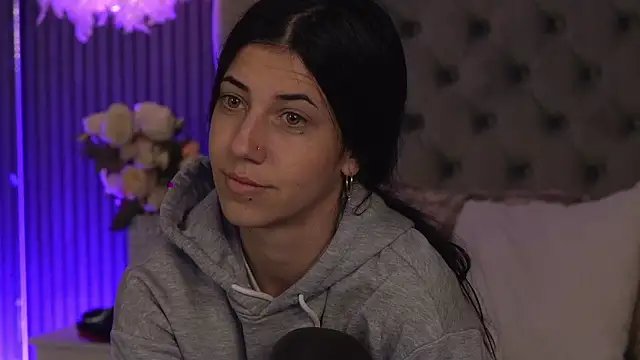 KeylaBlair online show from April 27, 8:39 pm