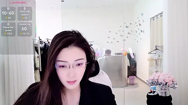 miaomiao-777 online show from April 25, 11:46 pm