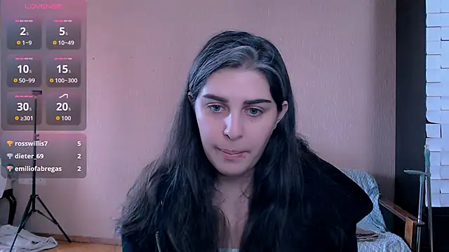 Snapshot of _Roselina_ chatting on October 3, 10:09 am Roselina online show from October 3, 10:09 am