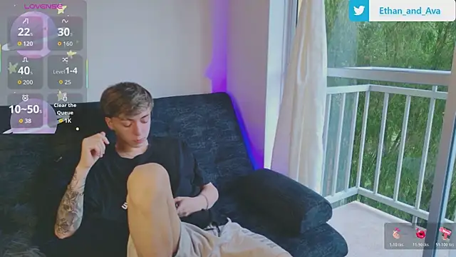 ethan and ava online show from November 5, 12:43 pm