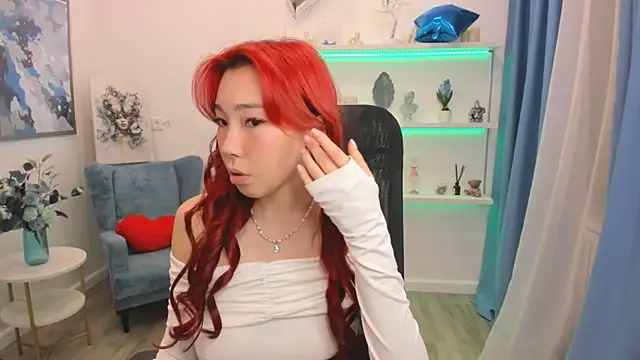 AnnaReyla online show from April 23, 11:28 am