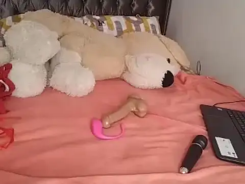 Chandy012 online show from March 28, 6:24 am