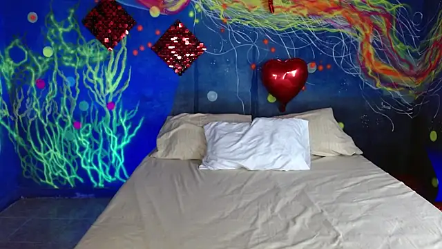 lucie petite online show from September 24, 6:40 pm