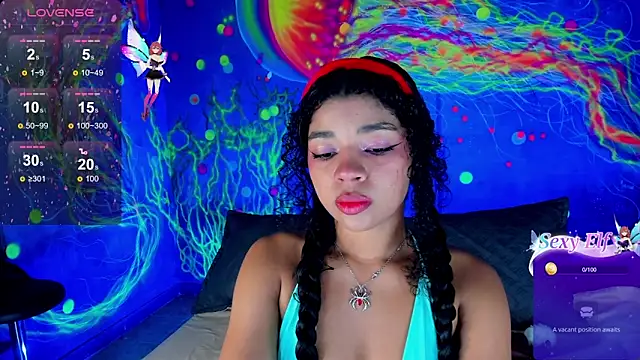 lucie petite online show from April 23, 6:32 pm