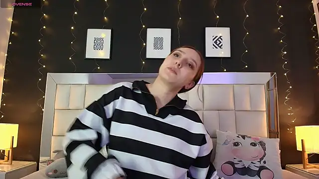 Snapshot of anastasia_windel chatting on October 17, 7:28 pm anastasia windel online show from October 17, 7:28 pm