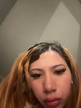 emilyslut2005 online show from February 20, 6:48 am