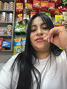 Miia Jazmin online show from December 2, 8:44 pm