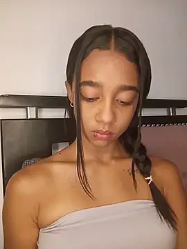 Zoe Sweett18 online show from June 19, 6:22 pm