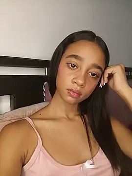 Zoe Sweett18 online show from June 12, 6:38 pm