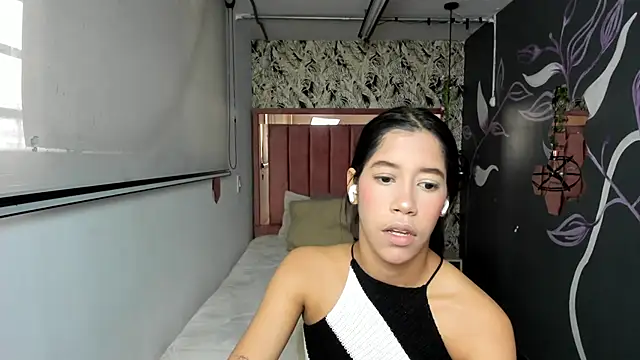 Connie Bell online show from February 16, 7:03 pm