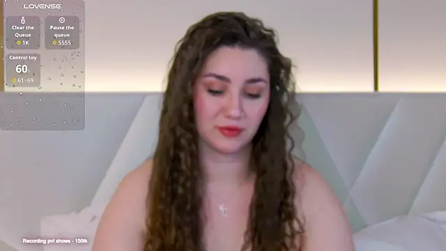 KiraBarlows online show from October 28, 8:57 pm