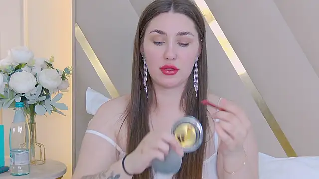 KiraBarlows online show from September 10, 8:42 pm