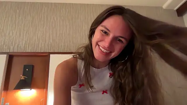 graciesmith27 online show from April 21, 5:03 am