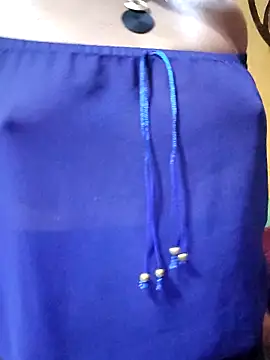 ilonna2025 online show from February 6, 10:24 pm