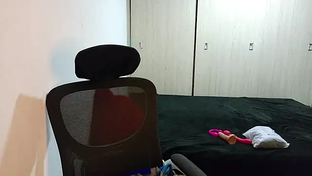 diosa a  online show from June 7, 2:07 am