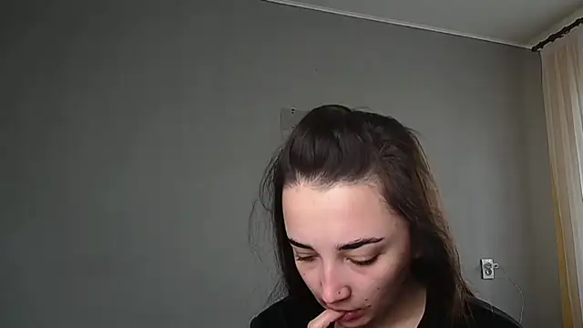 Eva Gloryy online show from April 28, 7:34 am