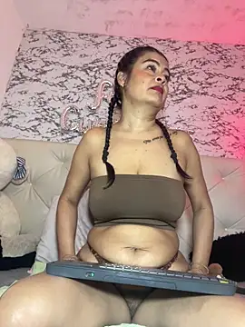 Lili  taylor online show from February 27, 1:49 am