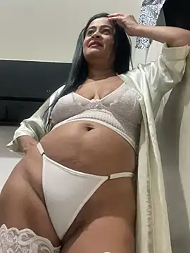 Lili  taylor online show from April 22, 2:52 am