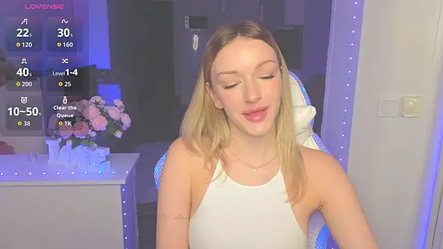 MargaretSweet1 online show from October 14, 1:08 am